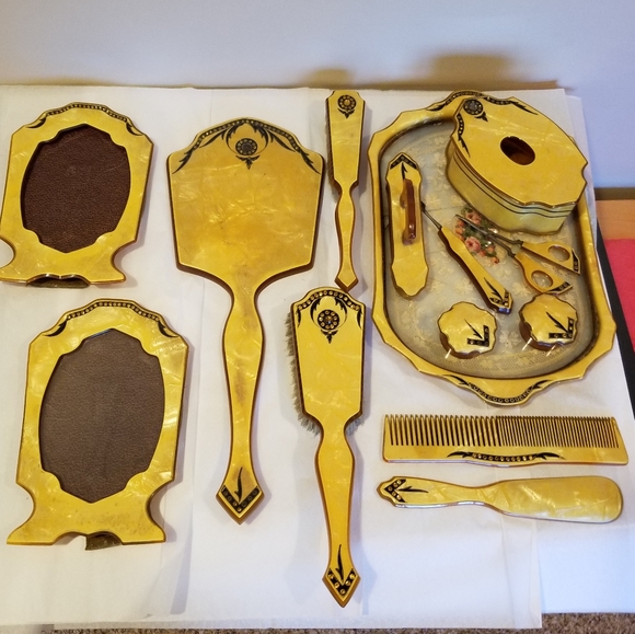 14 pc. Art Nouveau Bakelite & Celluloid Vanity Set - Picture 6 of 8